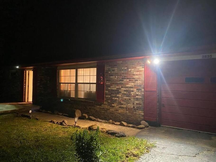 Cabin In Gatlingburg L แกตลิงเบิร์ก ภายนอก รูปภาพ