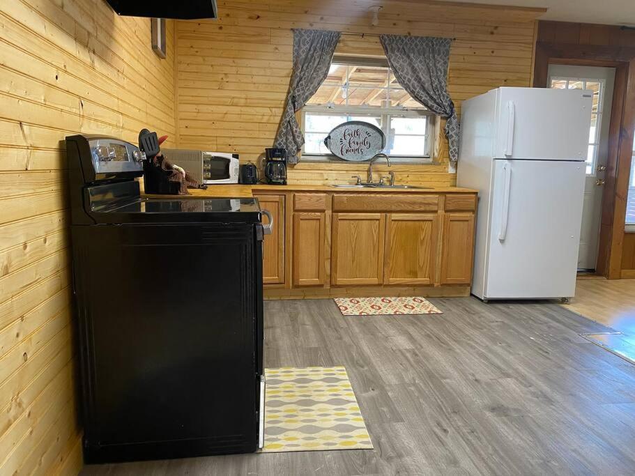 Cabin In Gatlingburg L แกตลิงเบิร์ก ภายนอก รูปภาพ